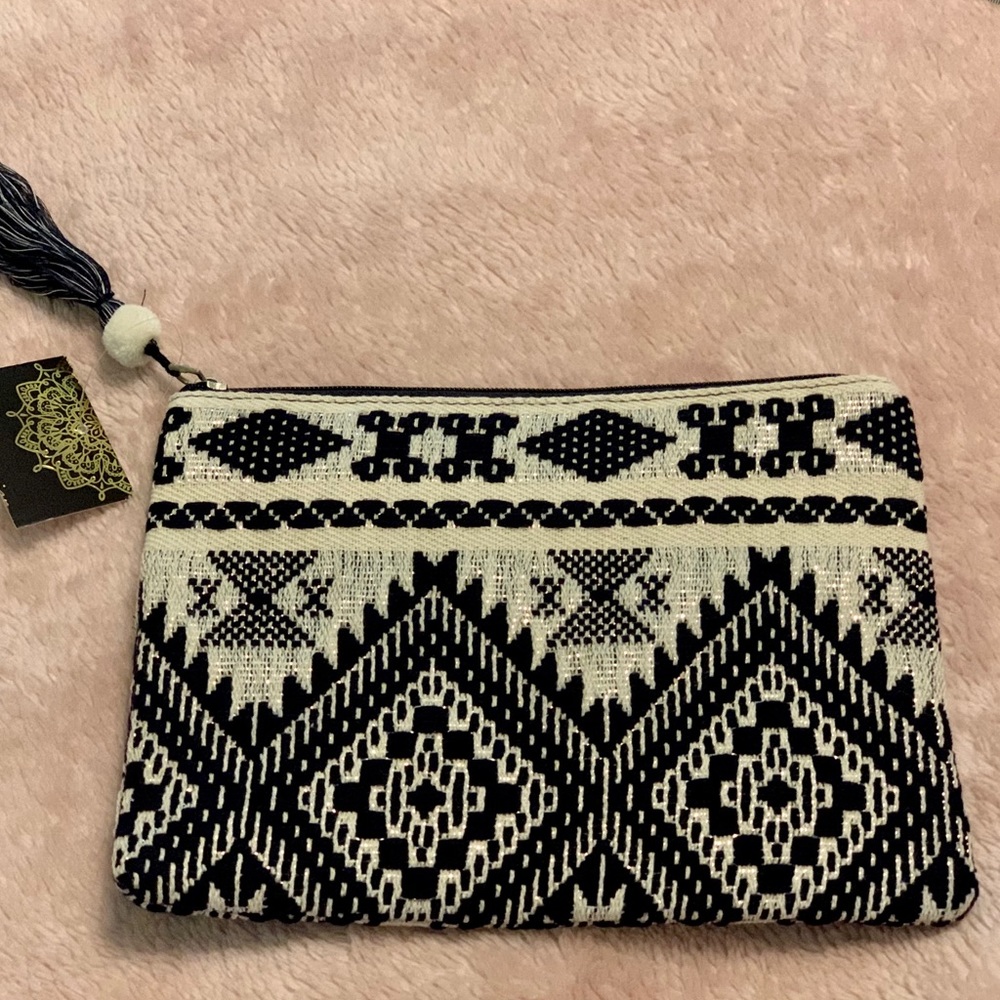 Tribal Design navy and cream clutch - NWT